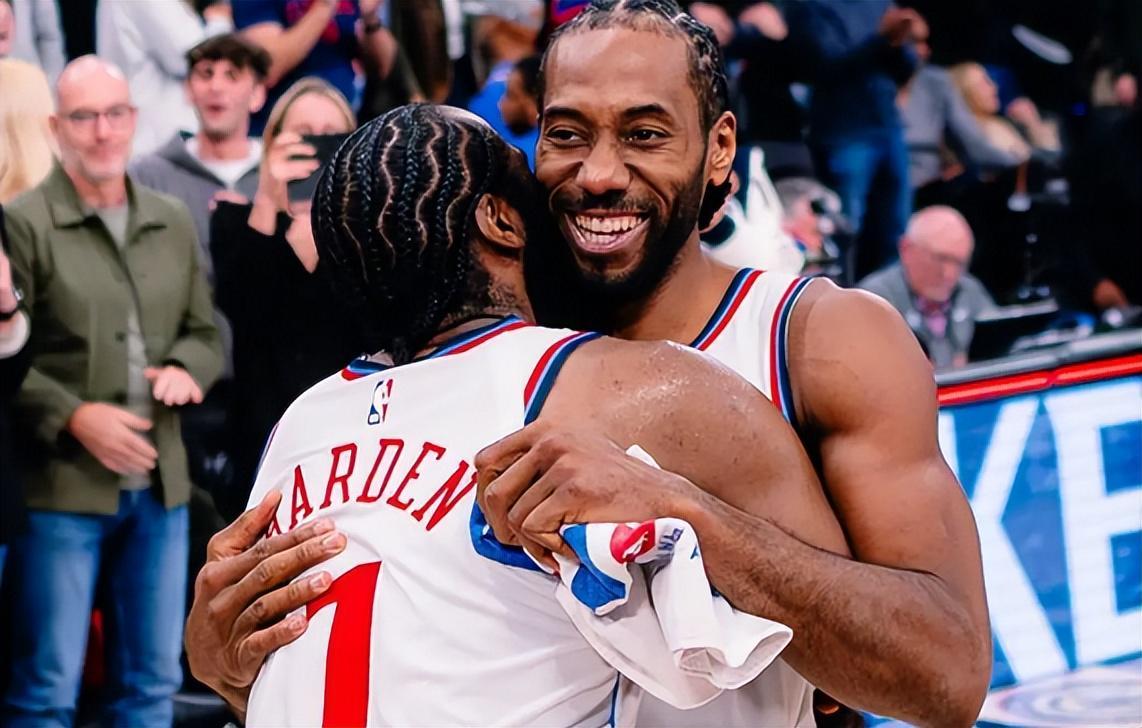 球友会体育-联盟第一!倒数第五!快船数据狂跌的罪魁祸首,是场均15+10的他